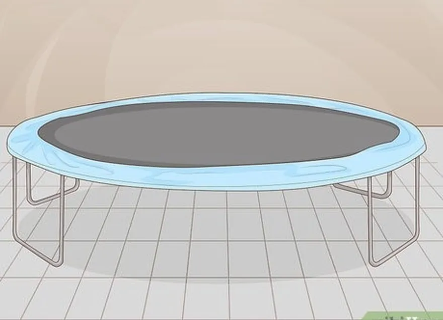 étape 1 utilisez un trampoline ou une surface élastique lorsque vous vous entraînez.'re first learning the roundoff.