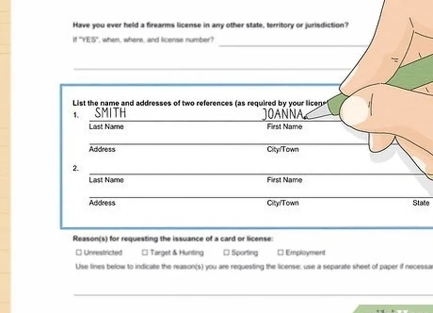 étape 7 fournissez les noms et les coordonnées de deux personnes de référence, sans lien de parenté avec vous.