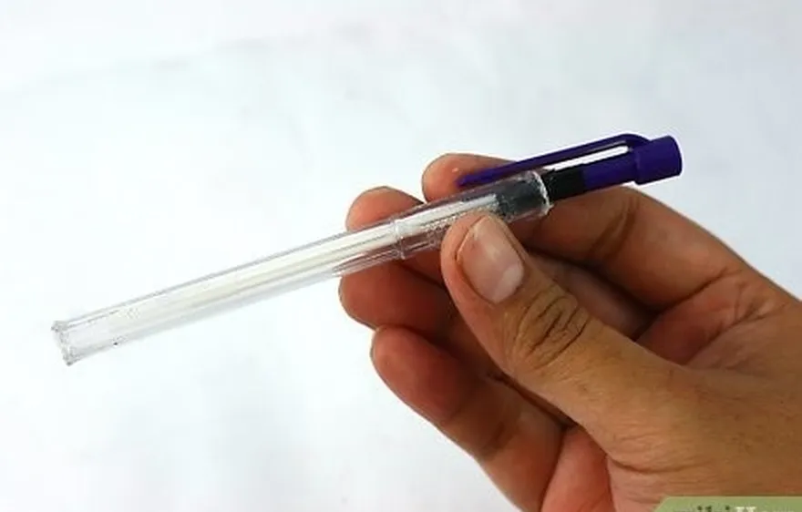 étape 4 creusez un stylo plus grand.