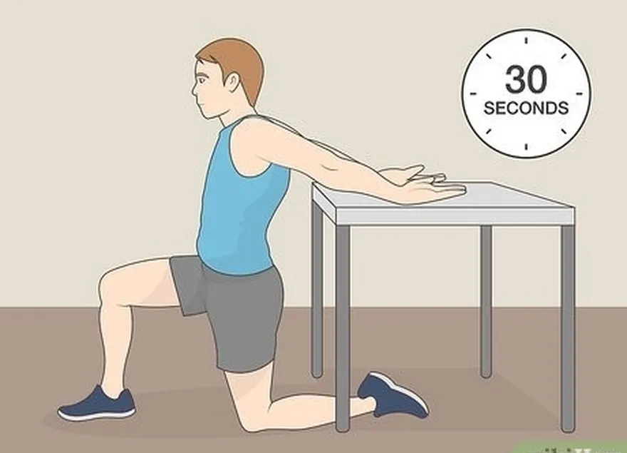 cet exercice utilise une table ou une autre surface plane pour étirer vos biceps.